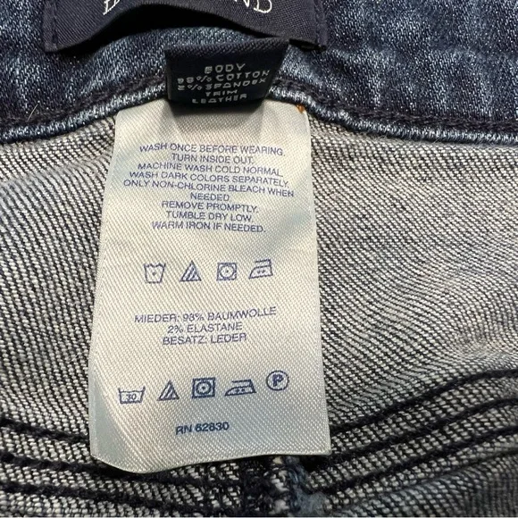 Lands End Women’s Skirt Denim Short Very Good Condition Size 14 - Picture 6 of 6